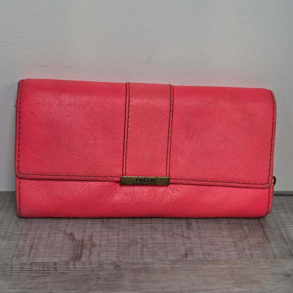 Fossil Coral Pink Bright Goat Leather Flap Clutch Wallet Organizer Pebbled Soft
